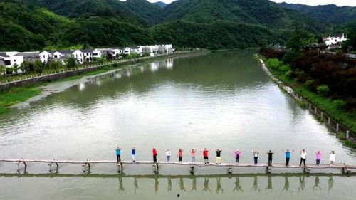 乡情医路（仁心照乡野）,仁心照亮乡野，守护健康温暖人心